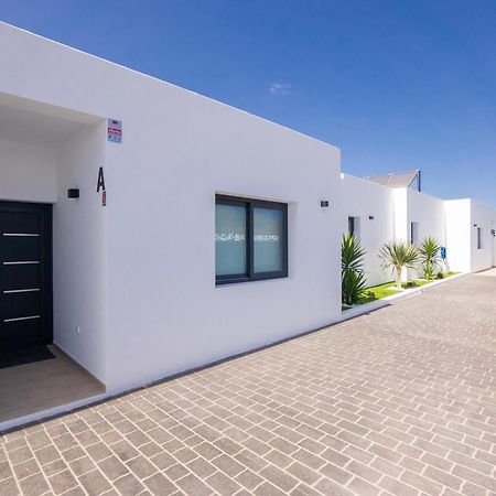Sea Breeze Villas Lapa And Claca Playa Blanca  Eksteriør bilde