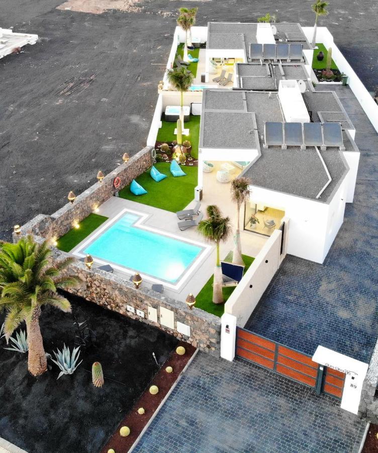 Sea Breeze Villas Lapa And Claca Playa Blanca  Eksteriør bilde