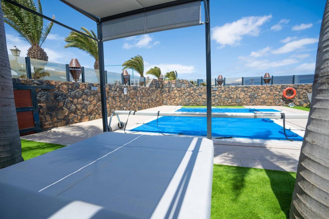 Sea Breeze Villas Lapa And Claca Playa Blanca  Eksteriør bilde