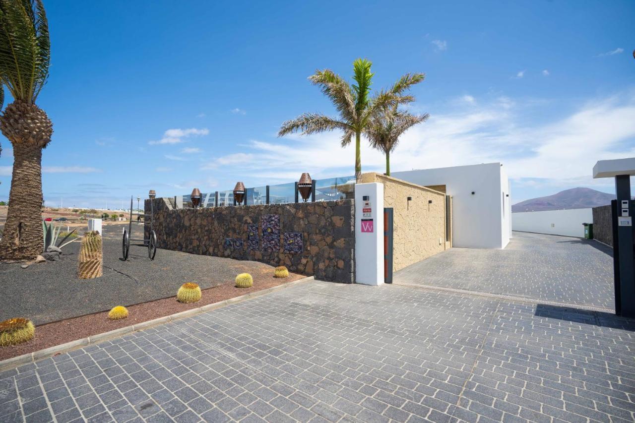Sea Breeze Villas Lapa And Claca Playa Blanca  Eksteriør bilde