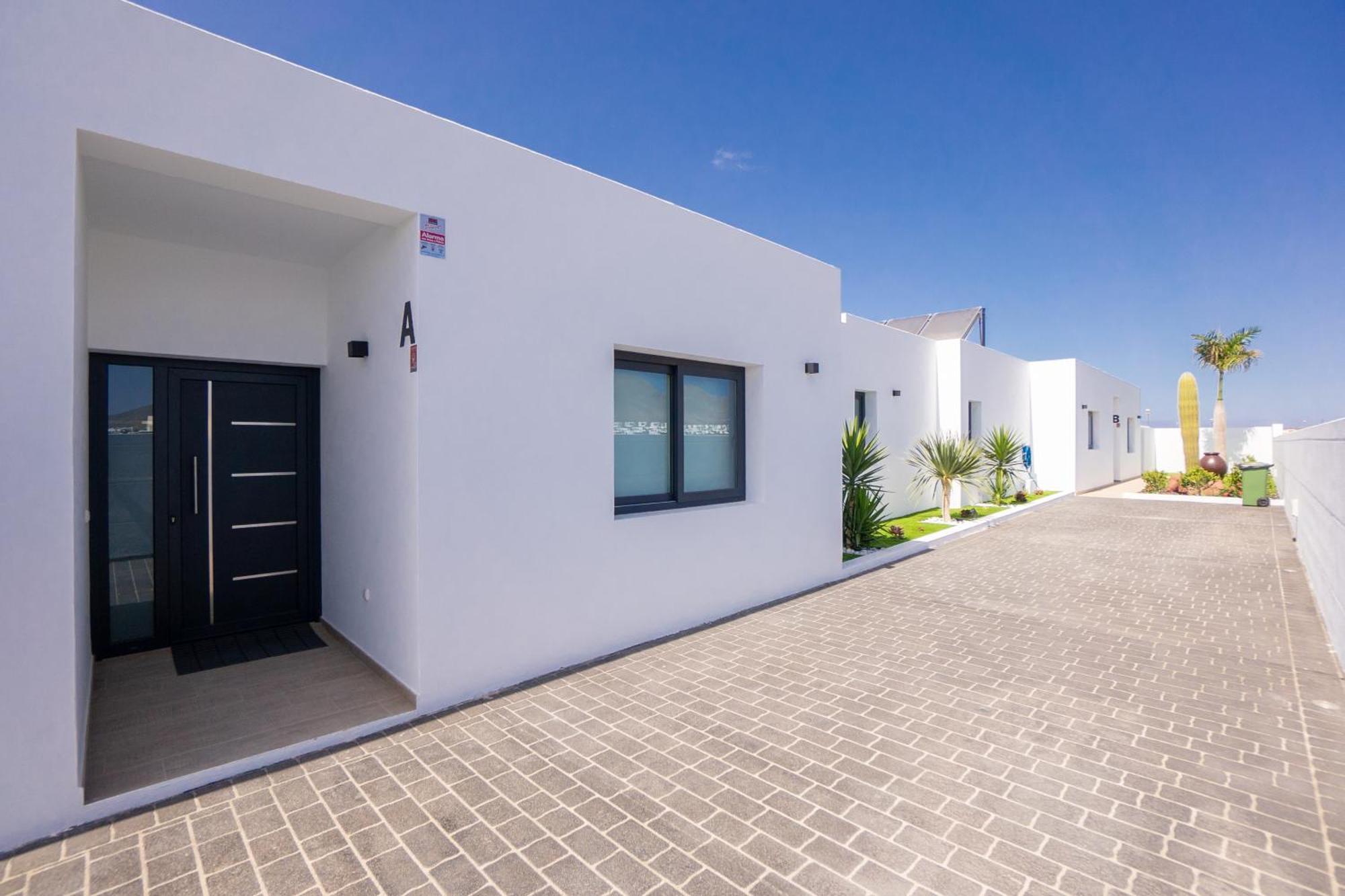 Sea Breeze Villas Lapa And Claca Playa Blanca  Eksteriør bilde