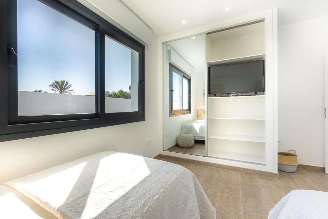 Sea Breeze Villas Lapa And Claca Playa Blanca  Eksteriør bilde