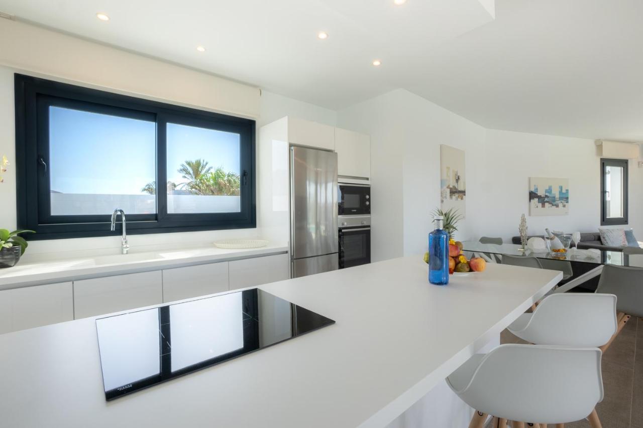 Sea Breeze Villas Lapa And Claca Playa Blanca  Eksteriør bilde